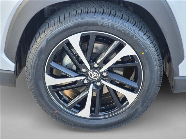 Certified 2023 Toyota Corolla Cross AWD Hybrid w/ Convenience Package image 23