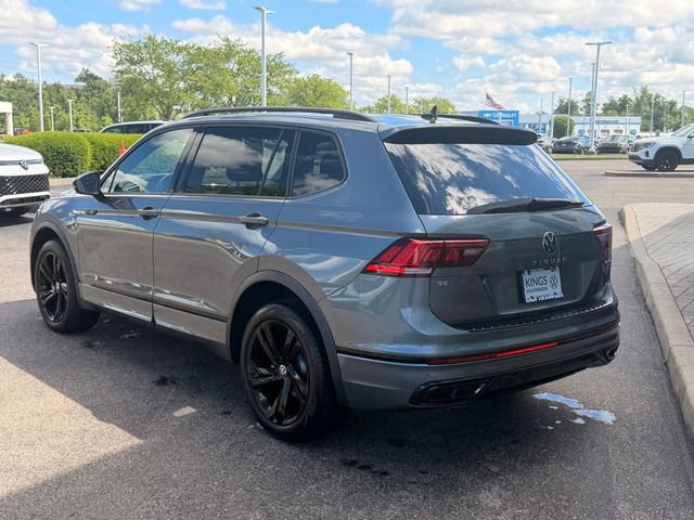 Certified 2024 Volkswagen Tiguan SE R-Line AWD/4WD image 3