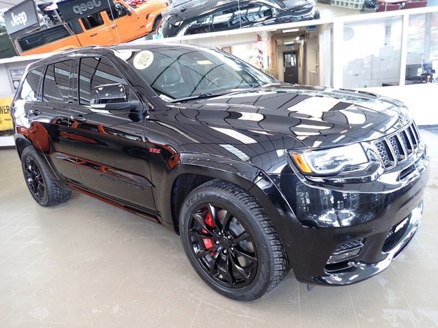 Certified 2020 Jeep Grand Cherokee SRT w/ Trailer Tow Group IV image 9