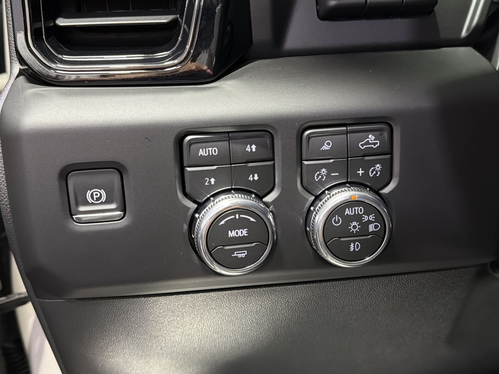 Used 2026 GMC Sierra 1500 AT4X AWD/4WD image 30