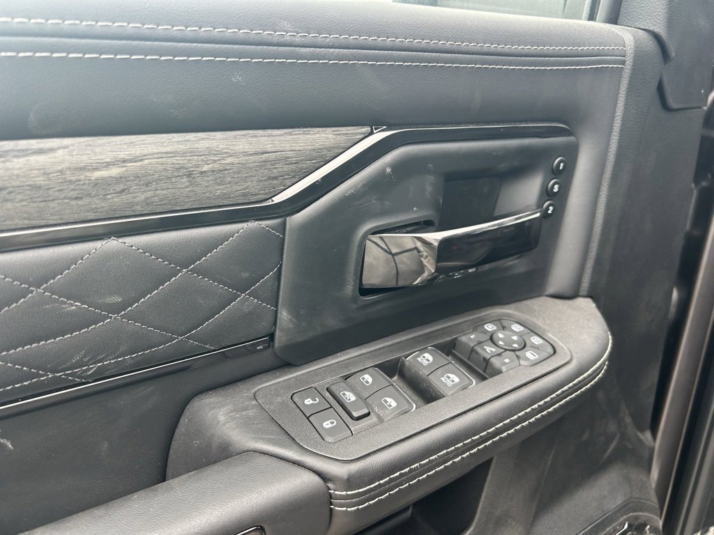 New 2025 RAM 2500 Limited image 11