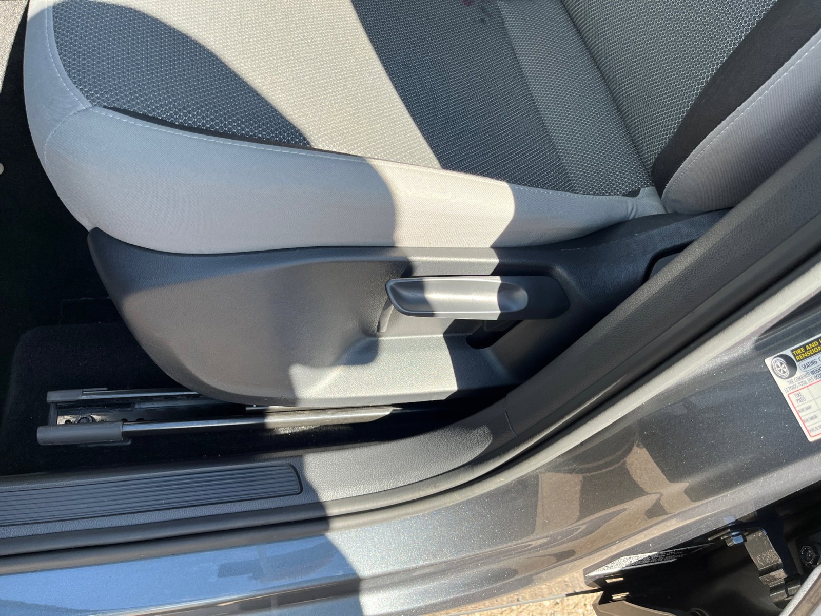 Used 2024 Volkswagen Taos S image 15