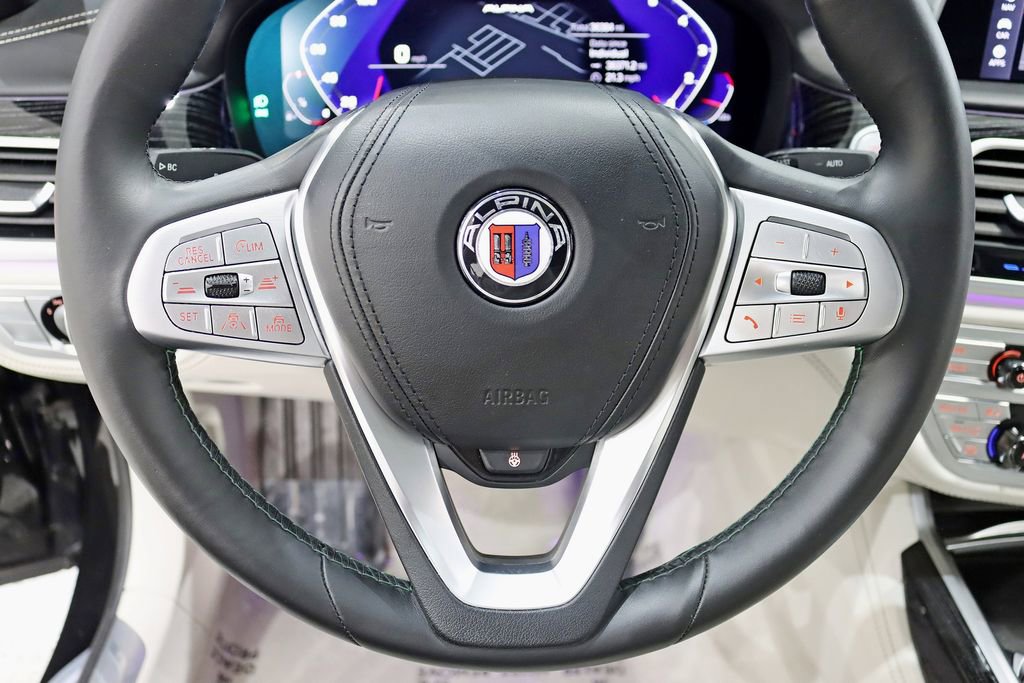 Used 2022 BMW ALPINA B7 xDrive w/ Luxury Rear Seating Package image 15