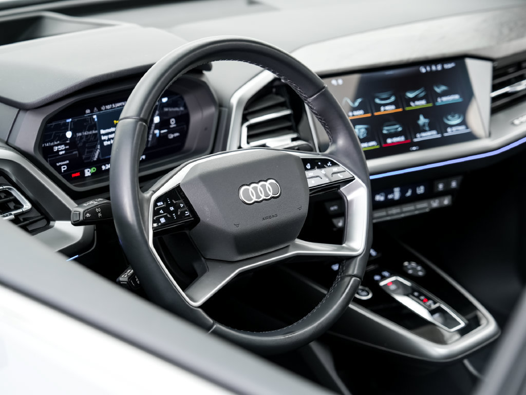 Used 2023 Audi Q4 e-tron Prestige w/ 20" Wheel Package AWD/4WD image 9