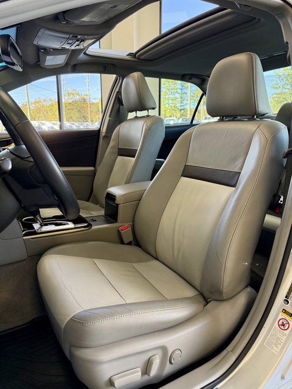 Used 2013 Toyota Camry XLE FWD image 14
