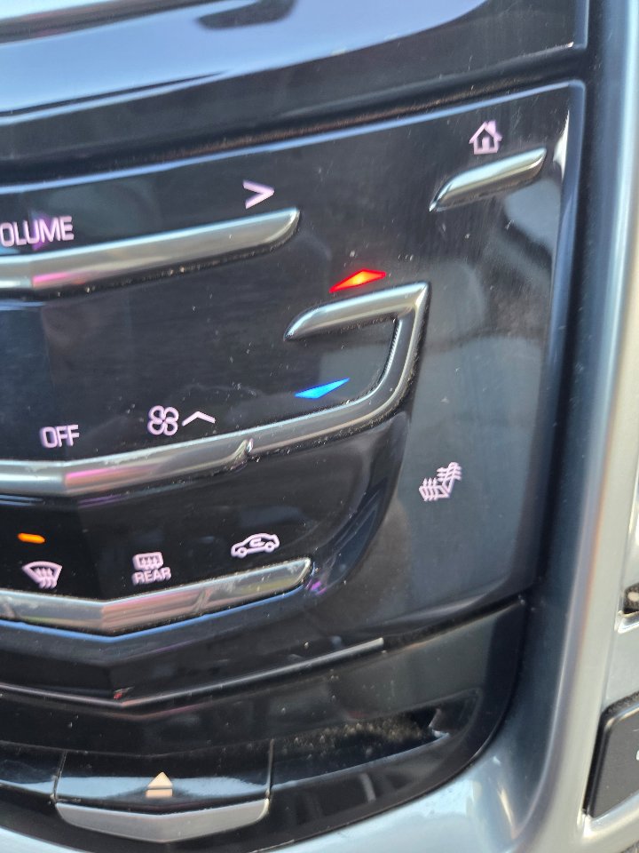 Used 2013 Cadillac SRX Luxury image 24