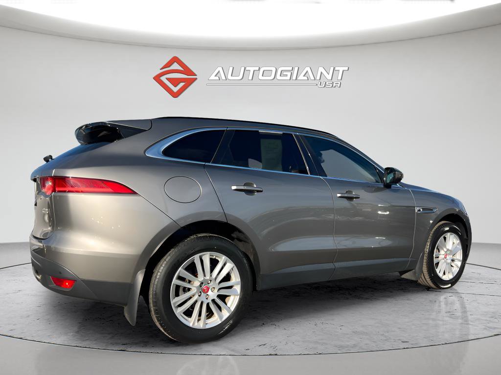 Used 2019 Jaguar F-PACE Prestige image 7