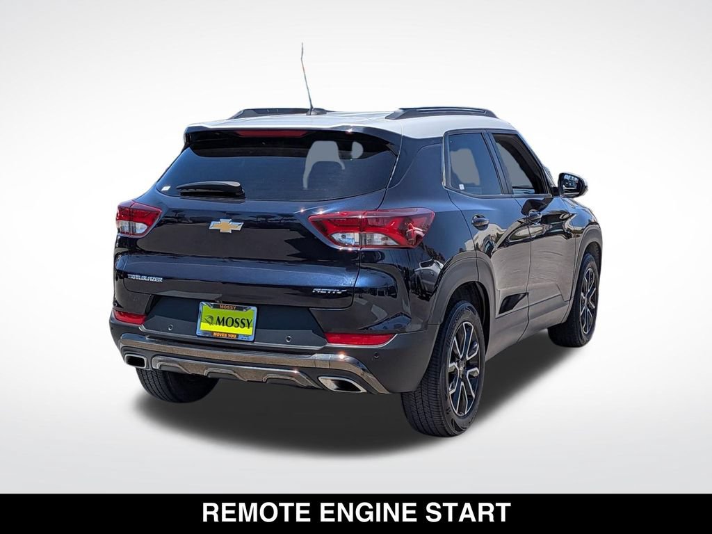 Used 2021 Chevrolet TrailBlazer ACTIV w/ Technology Package FWD image 8