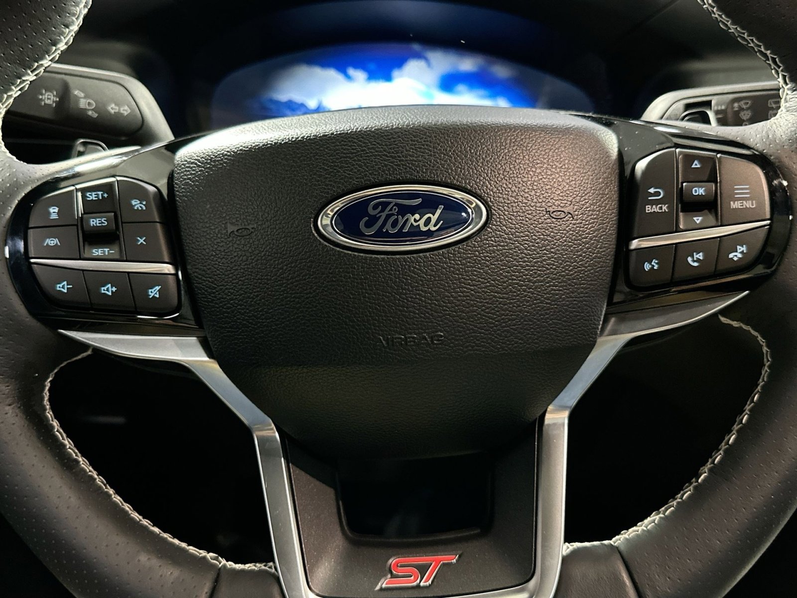 Used 2024 Ford Explorer ST w/ Equipment Group 401A image 19