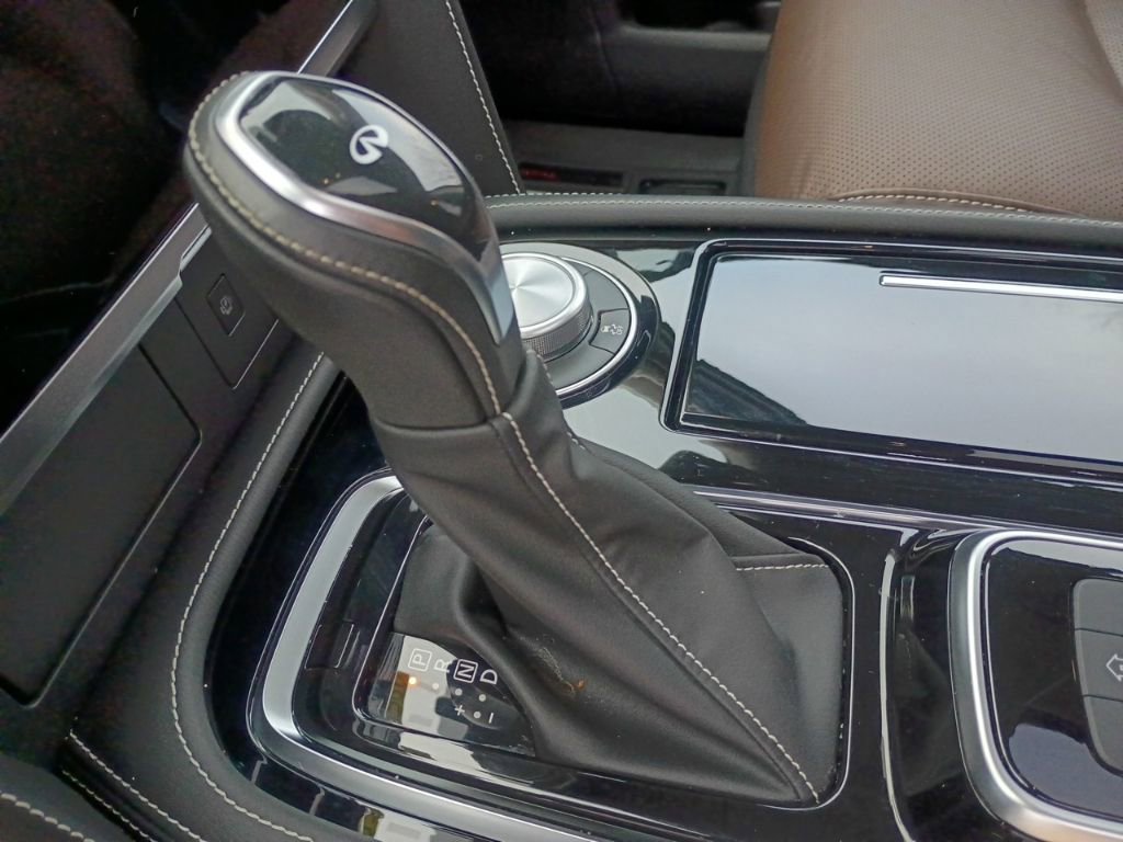 Used 2024 INFINITI QX80 Premium Select w/ Cargo Package image 42