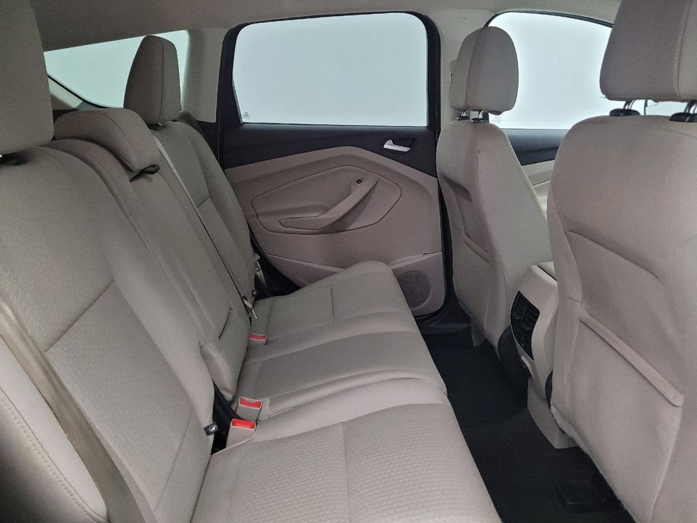Used 2017 Ford Escape SE FWD image 19
