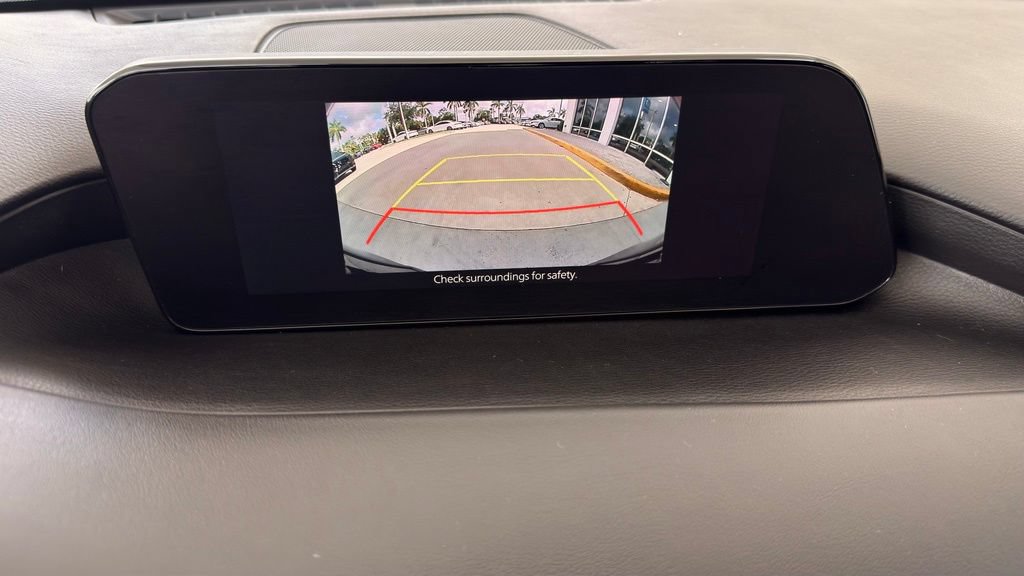 Used 2020 MAZDA MAZDA3 Hatchback FWD image 28