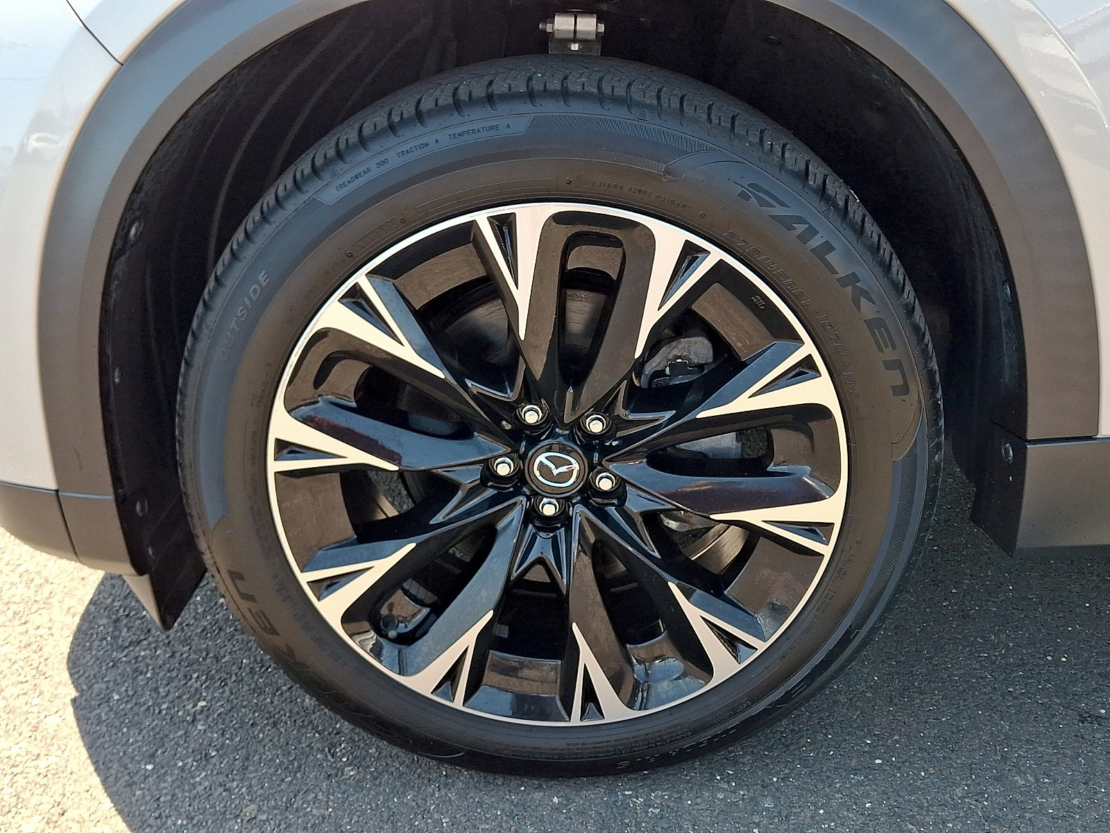 Certified 2024 MAZDA CX-90 Plug-In Hybrid w/ Premium Plus image 10