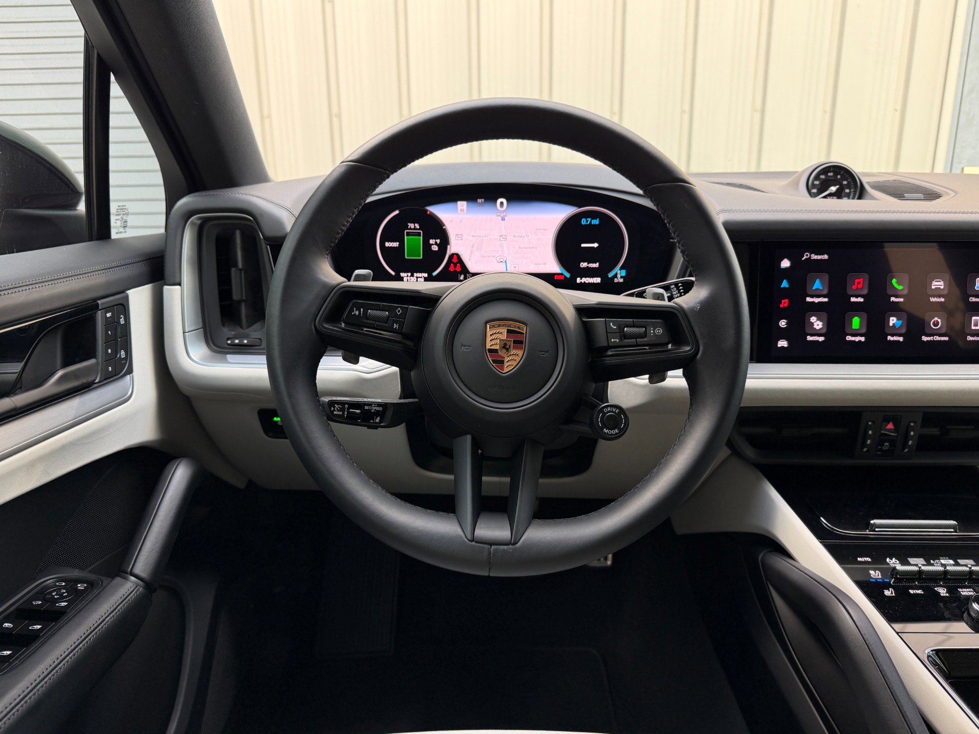 Used 2025 Porsche Cayenne S AWD/4WD image 40