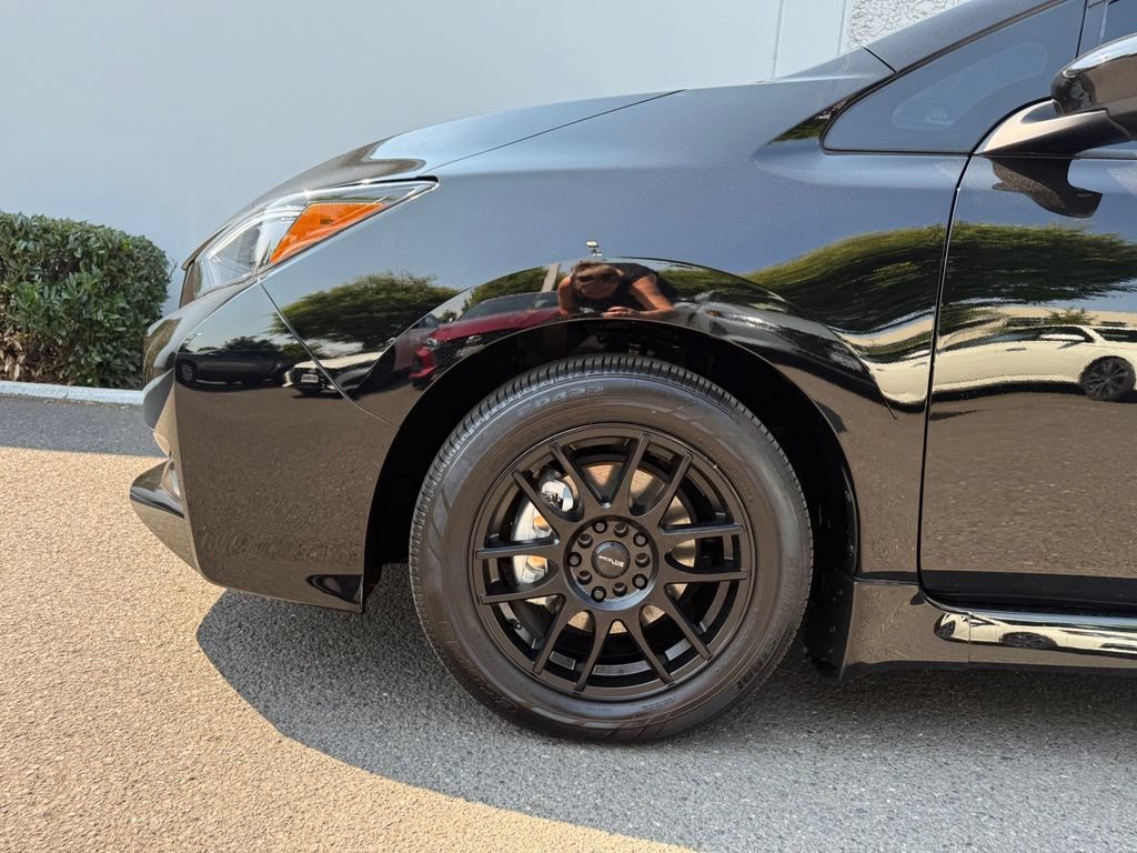 Certified 2025 Nissan Leaf S FWD image 11