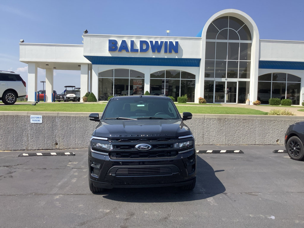 Used 2024 Ford Expedition Limited image 2