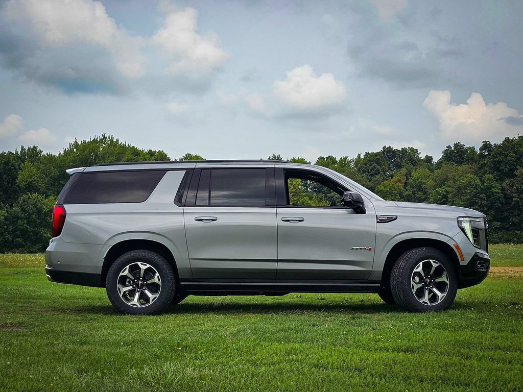New 2026 GMC Yukon XL AT4 w/ AT4 Premium Plus Package AWD/4WD image 2