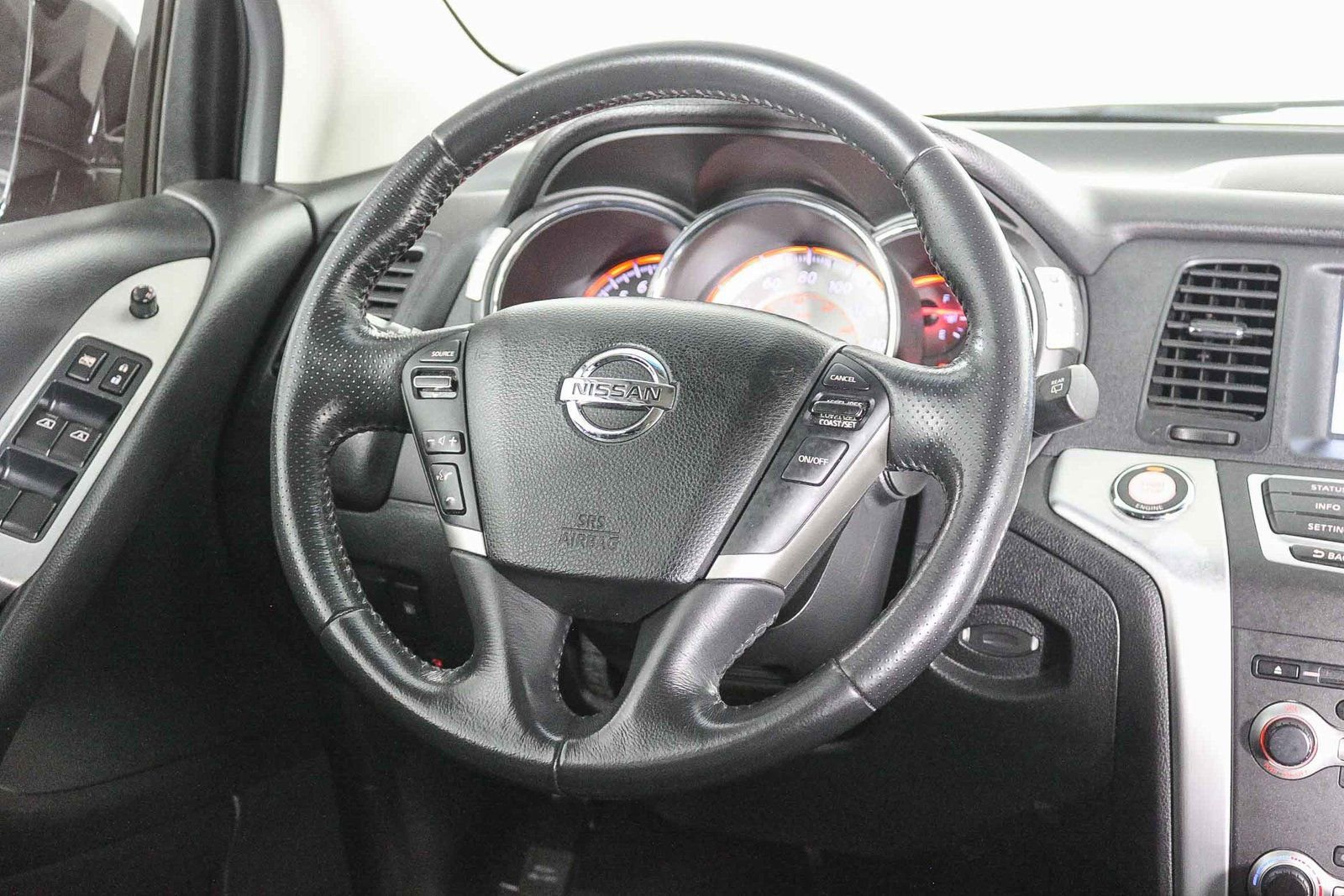 Used 2009 Nissan Murano SL w/ Technology Pkg image 16