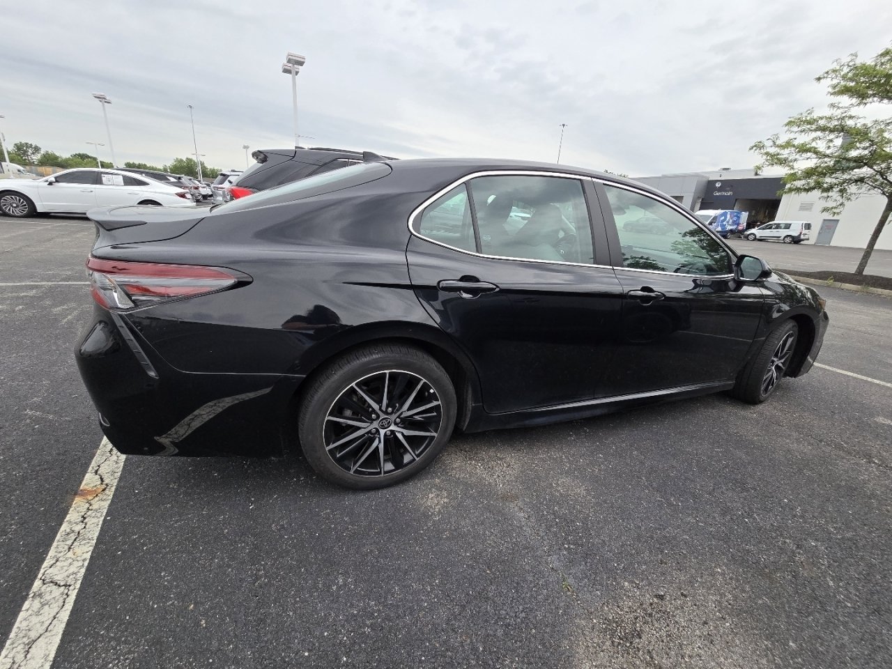 Certified 2024 Toyota Camry SE w/ Cold Weather Package AWD/4WD image 8