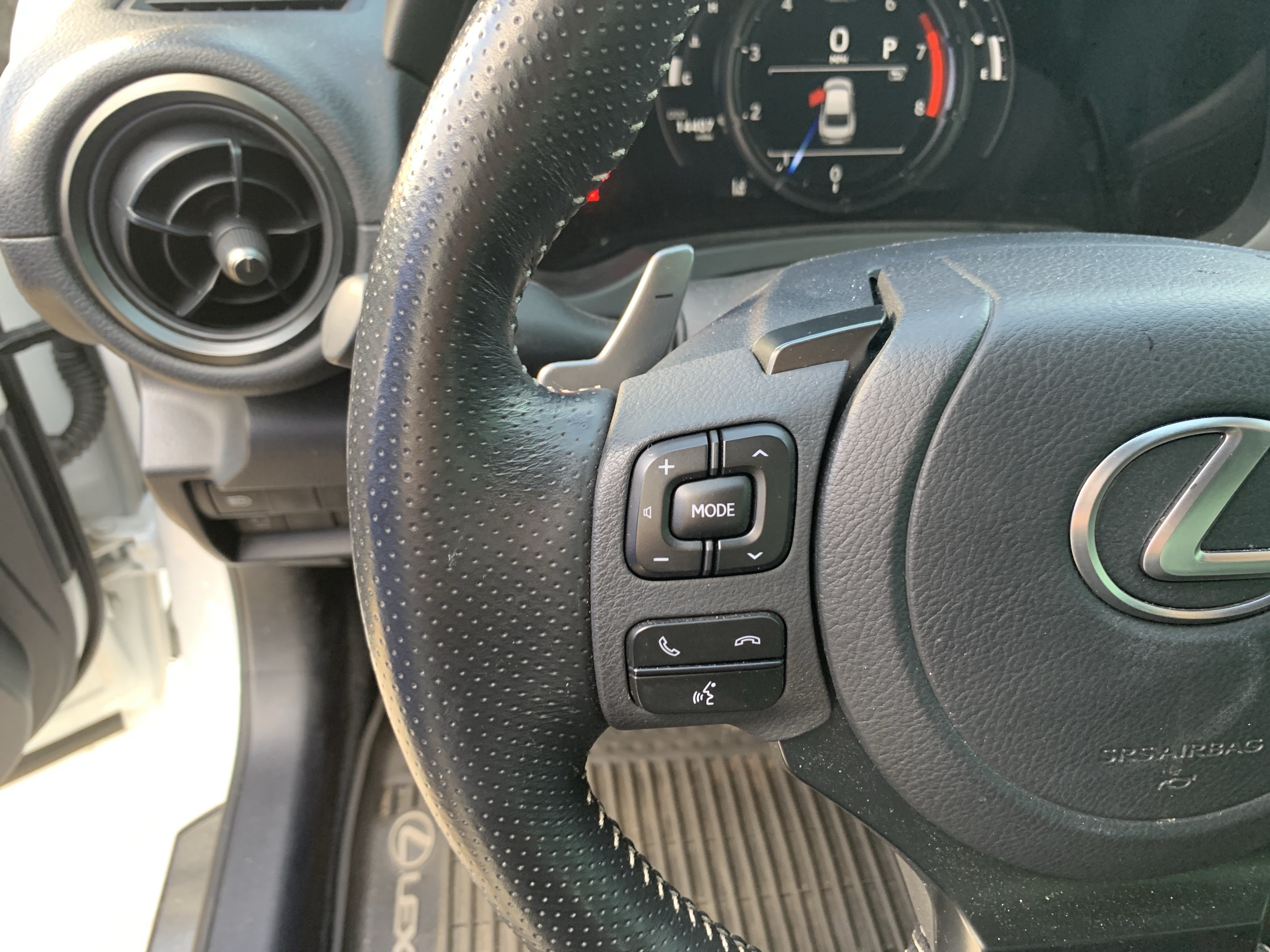 Certified 2025 Lexus IS 350 F Sport w/ Navigation Package RWD image 19