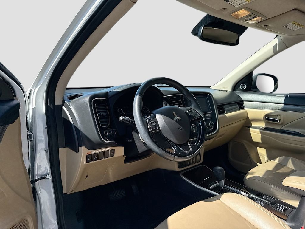 Used 2019 Mitsubishi Outlander GT image 8