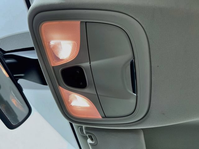Used 2016 Chrysler 200 Limited FWD image 14