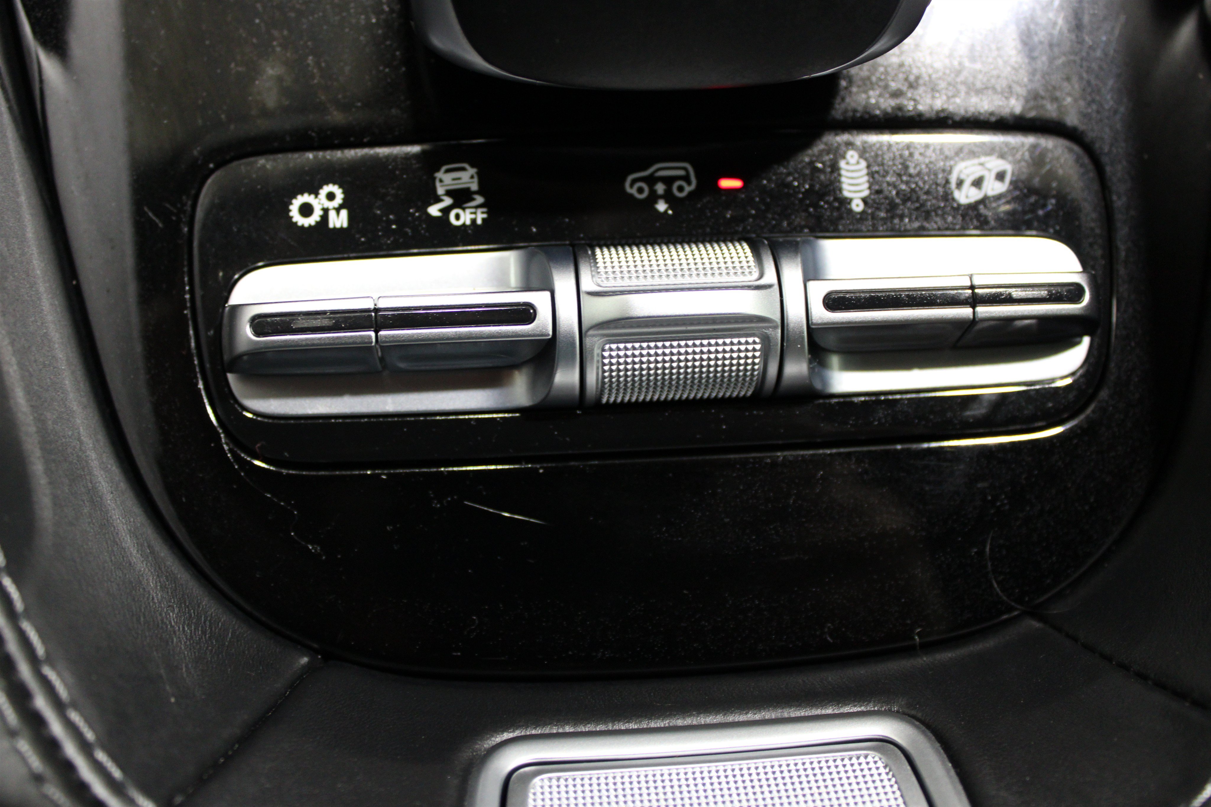 Used 2023 Mercedes-Benz GLS 63 AMG 4MATIC w/ Warmth & Comfort Package image 31