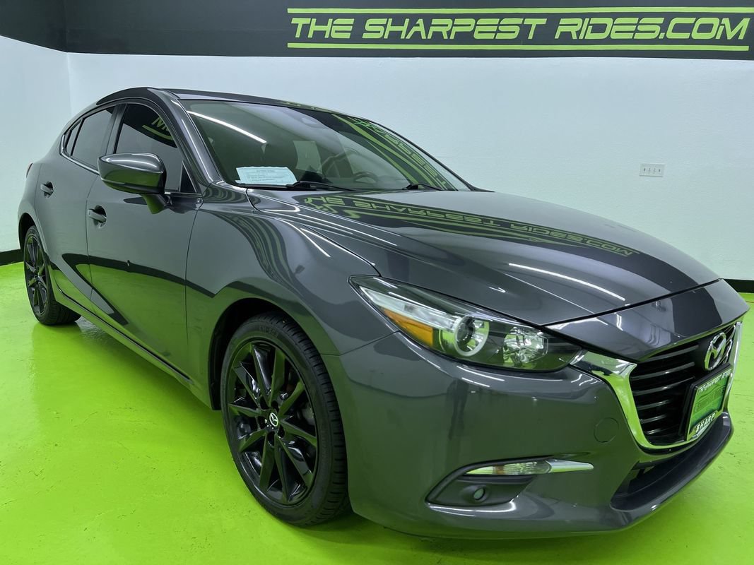 Used 2017 MAZDA MAZDA3 Grand Touring FWD image 2