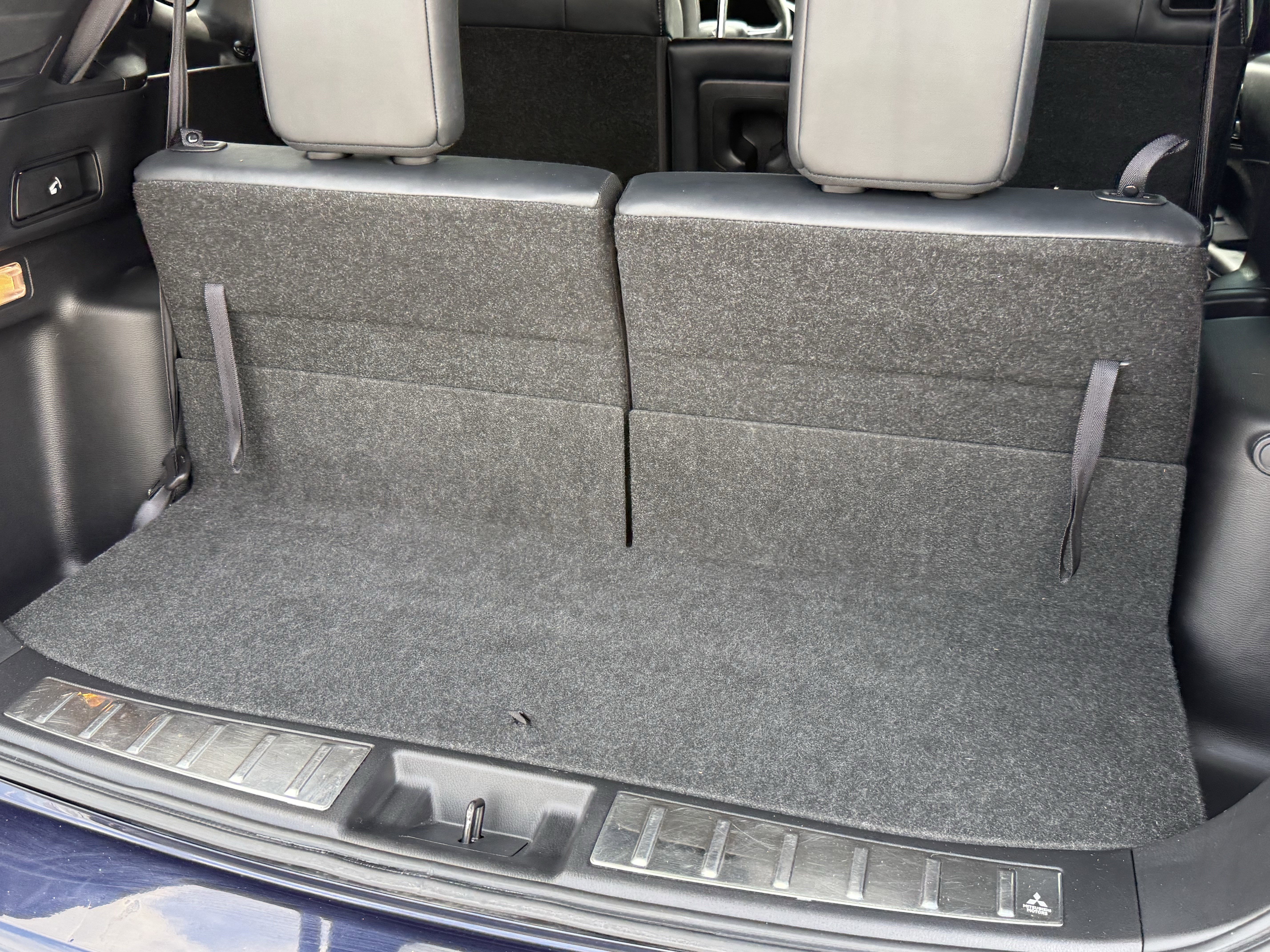 Used 2022 Mitsubishi Outlander SE image 34