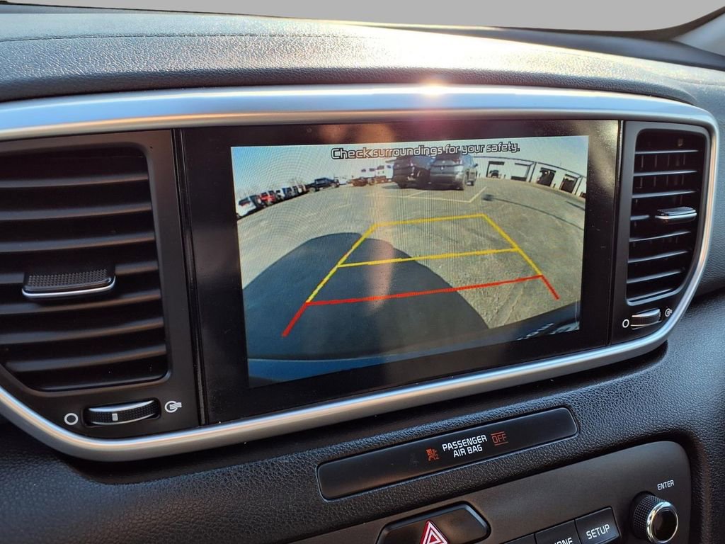 Used 2022 Kia Sportage LX image 6