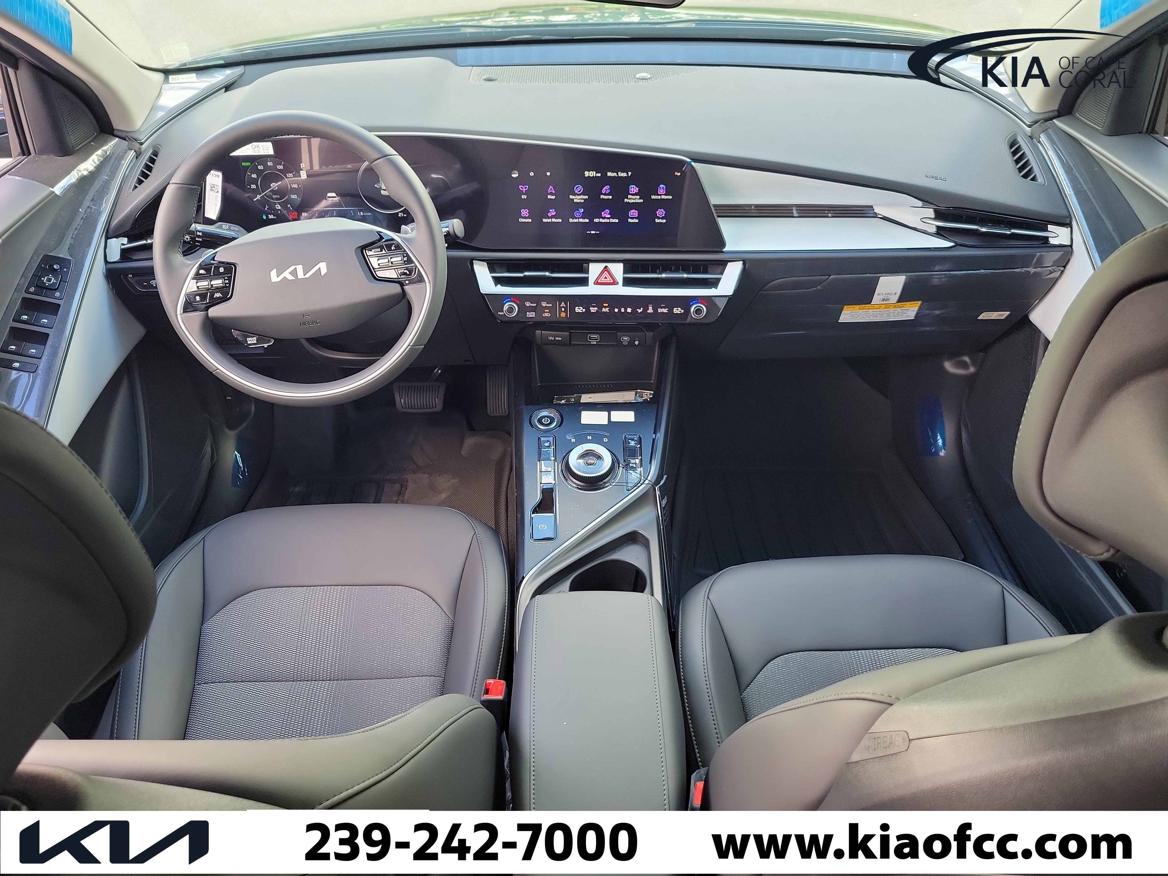 New 2026 Kia Niro Wind FWD image 17