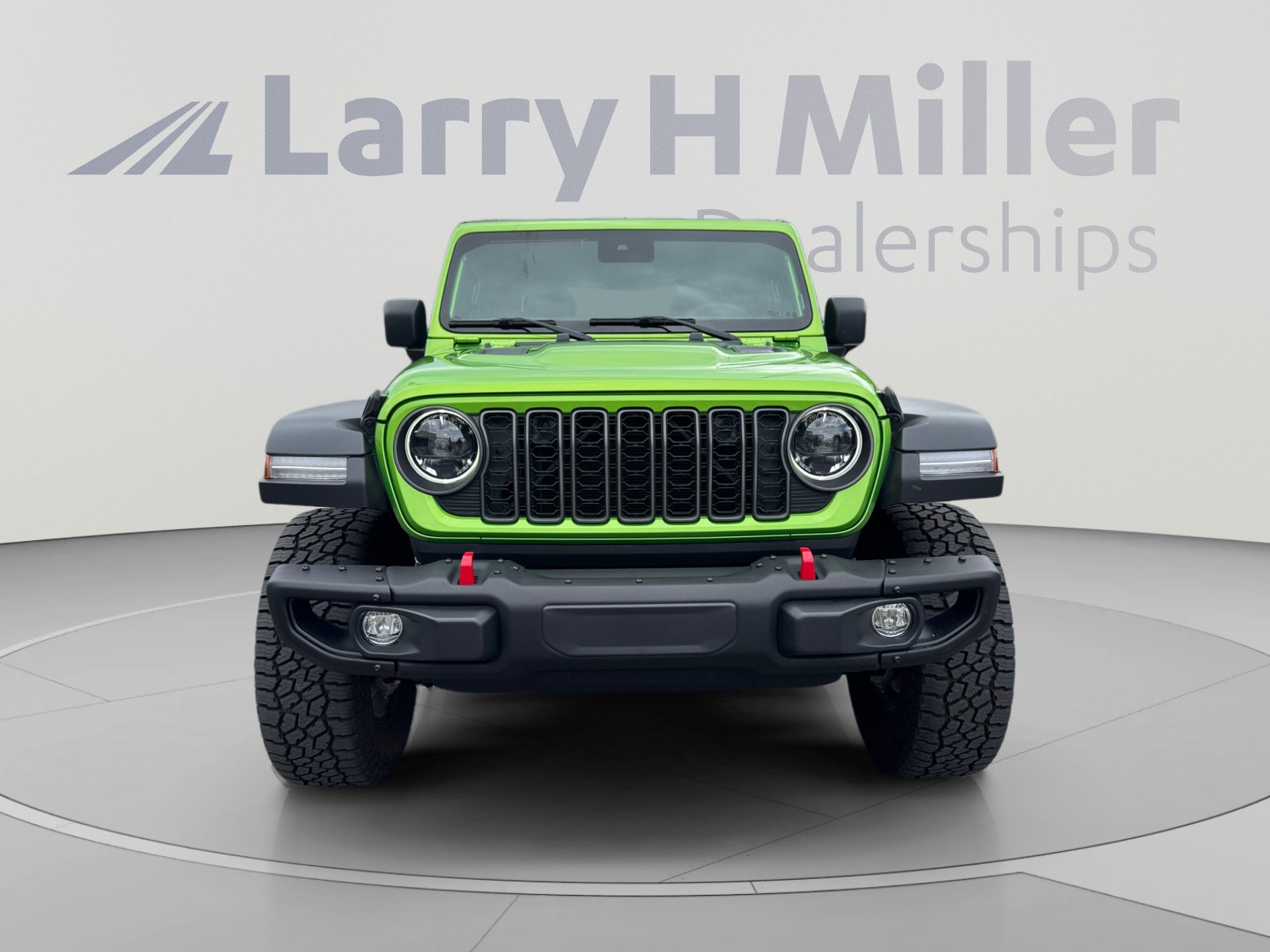 Used 2025 Jeep Gladiator Rubicon w/ Convenience Group AWD/4WD image 8