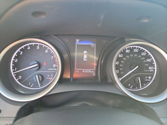 Certified 2022 Toyota Camry LE image 32