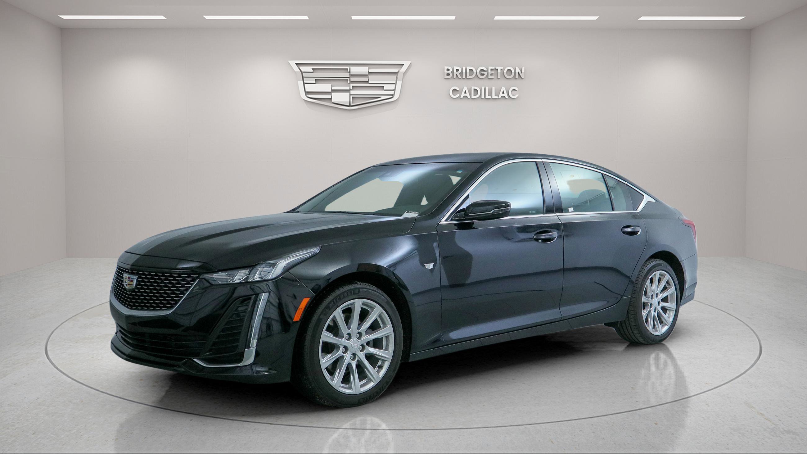 Used 2024 Cadillac CT5 Luxury w/ Cold Weather Package AWD/4WD image 3
