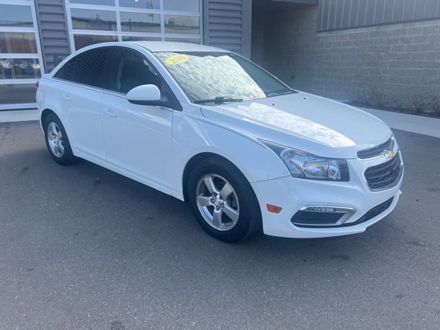 Used 2016 Chevrolet Cruze LT image 3