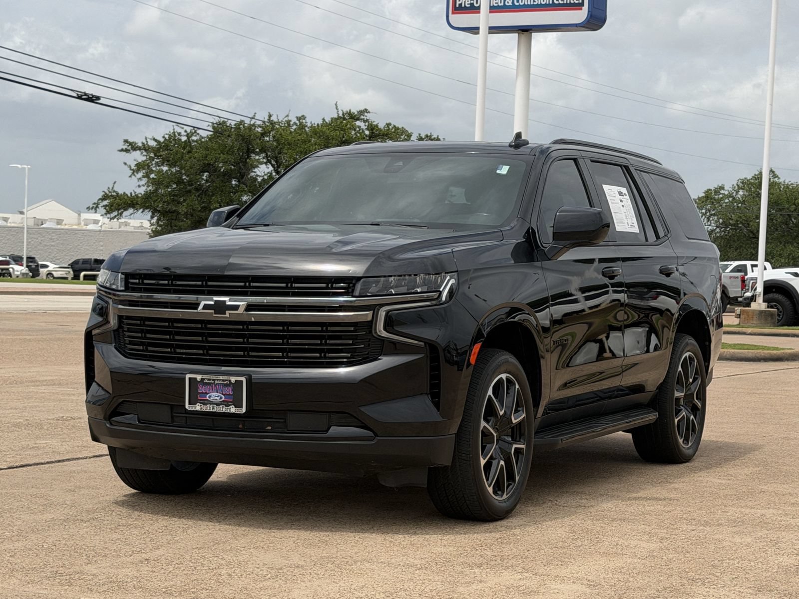 Used 2021 Chevrolet Tahoe RST RWD image 8