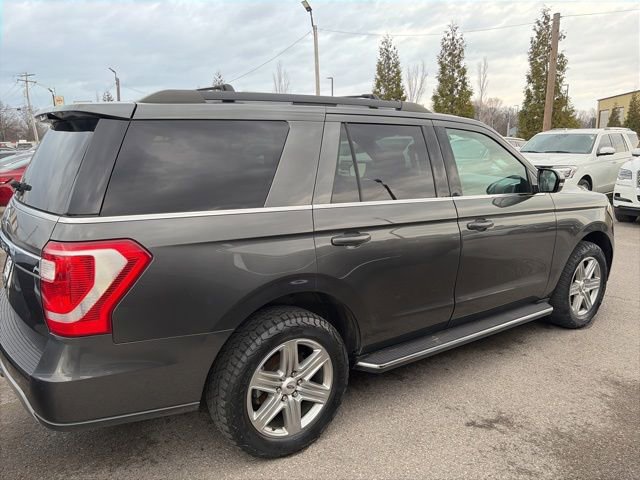 Used 2019 Ford Expedition XLT w/ Equipment Group 202A AWD/4WD image 7