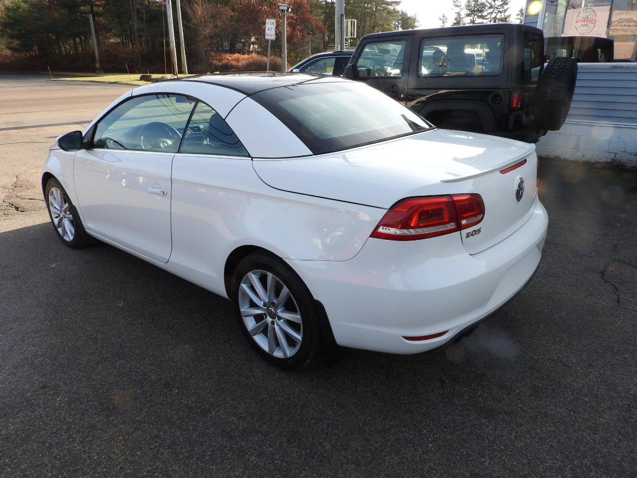Used 2012 Volkswagen Eos Komfort FWD image 7