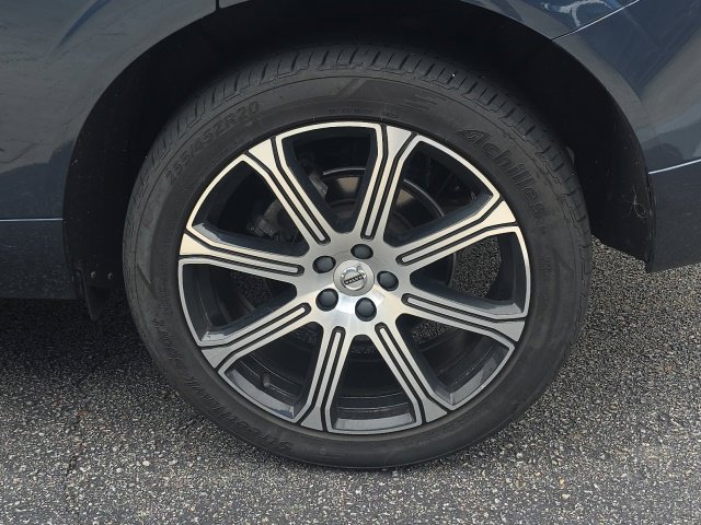 Used 2021 Volvo XC60 T5 Inscription w/ Climate Package AWD/4WD image 6