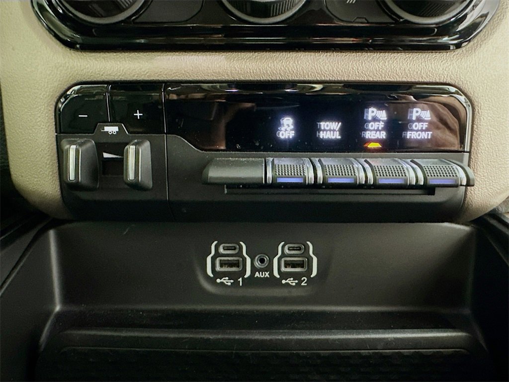 Used 2020 RAM 1500 Laramie image 39