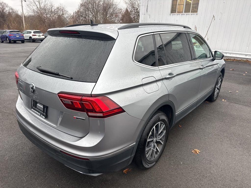 Used 2020 Volkswagen Tiguan SE image 4