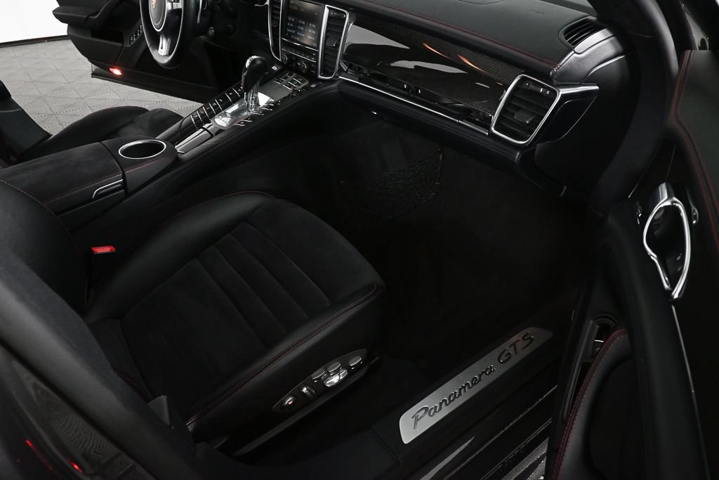Used 2015 Porsche Panamera GTS AWD/4WD image 22