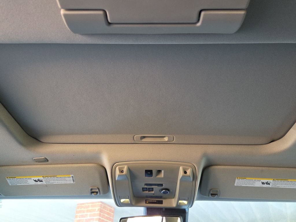 Used 2020 GMC Yukon Denali w/ Open Road Package image 15