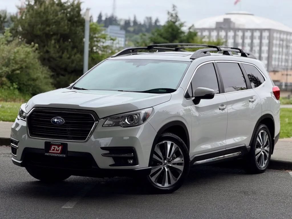 Used 2020 Subaru Ascent Limited w/ Technology Package AWD/4WD image 1