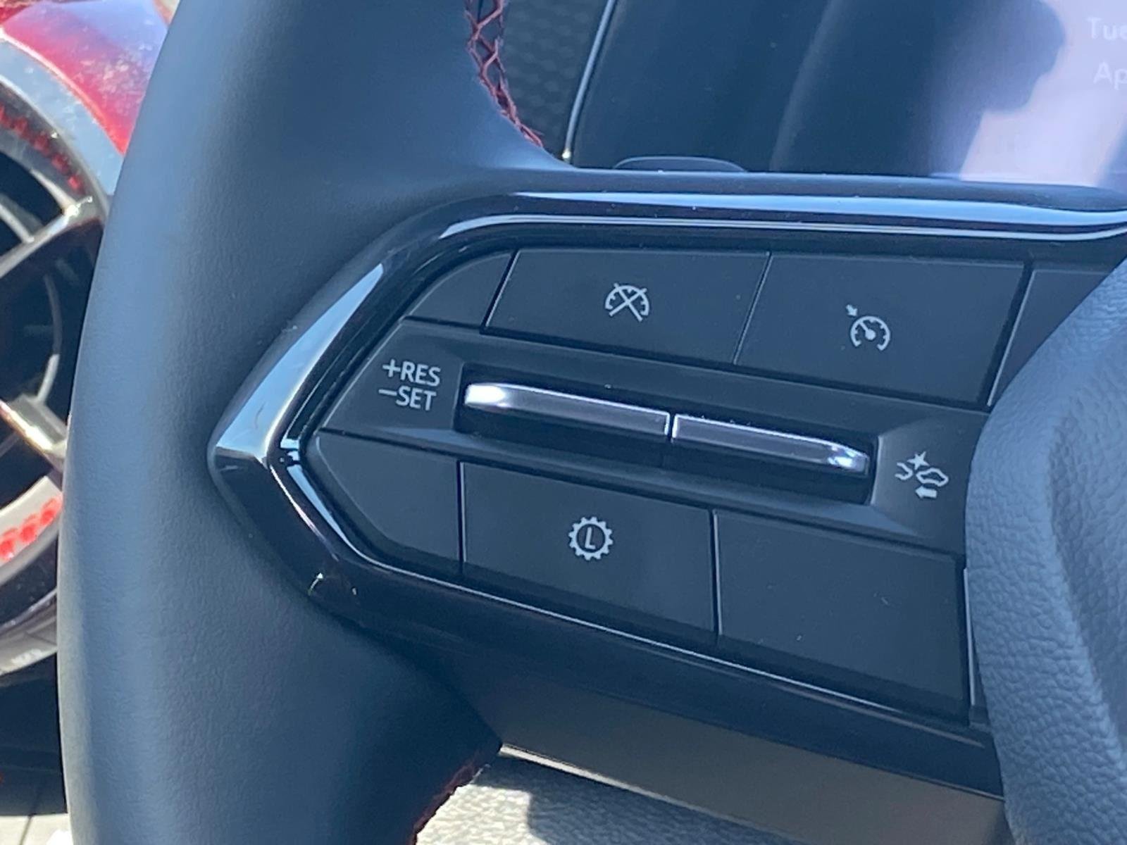 New 2026 Chevrolet Equinox RS w/ Convenience Package III FWD image 3