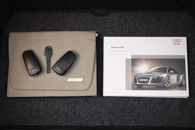 Used 2009 Audi R8 V8 image 91