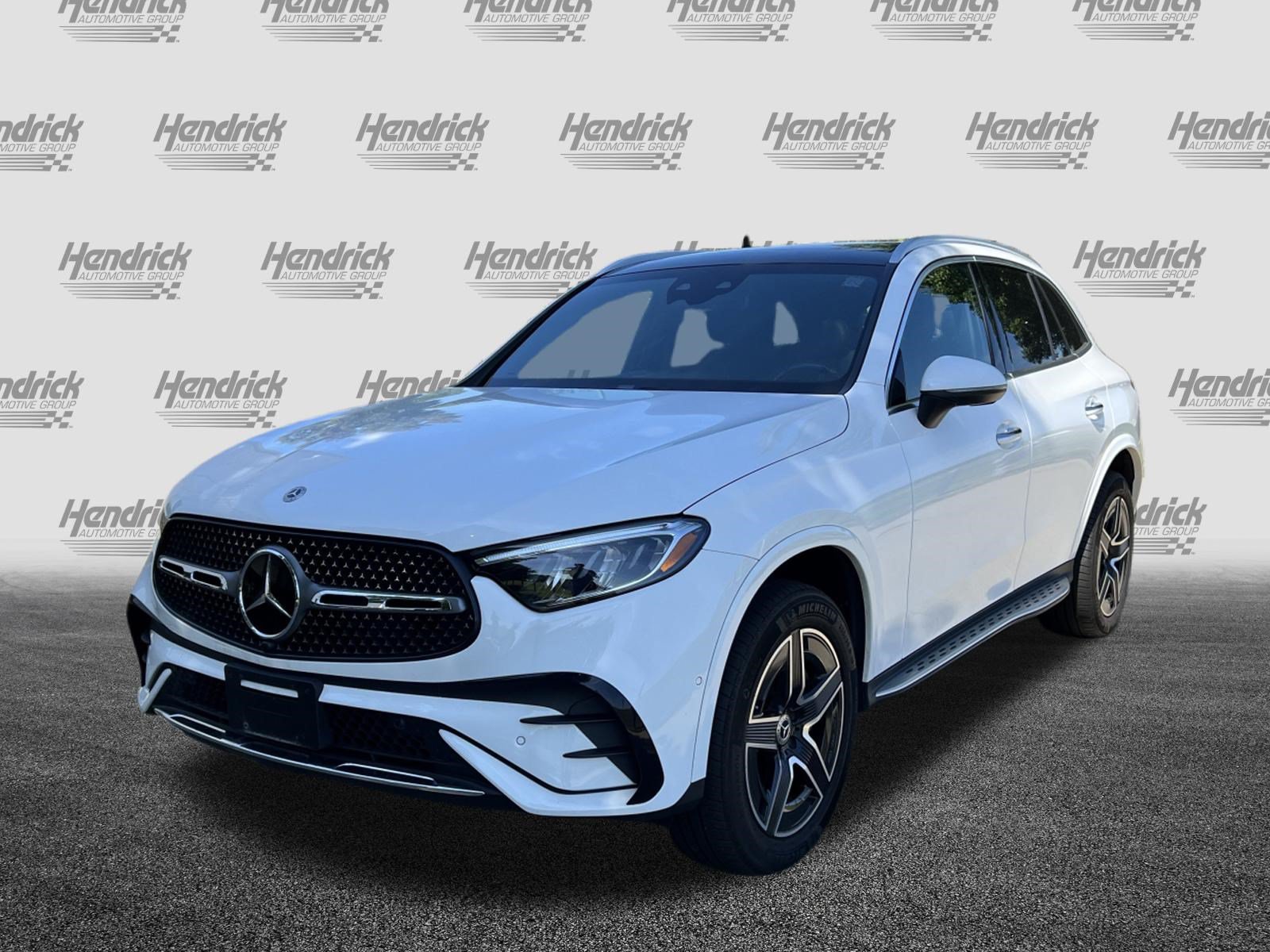 Used 2023 Mercedes-Benz GLC 300 4MATIC w/ AMG Line image 5