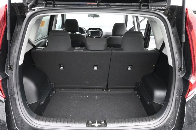 Used 2022 Kia Soul LX FWD image 6