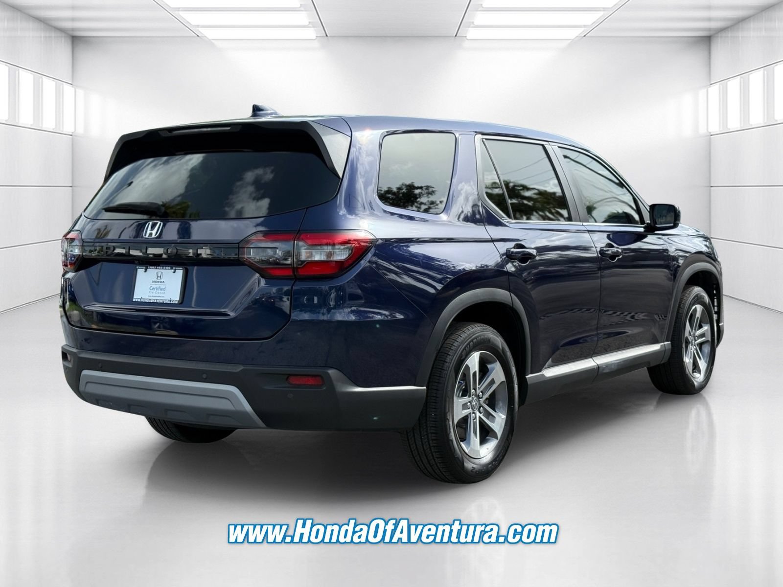 Certified 2025 Honda Pilot EX-L image 5