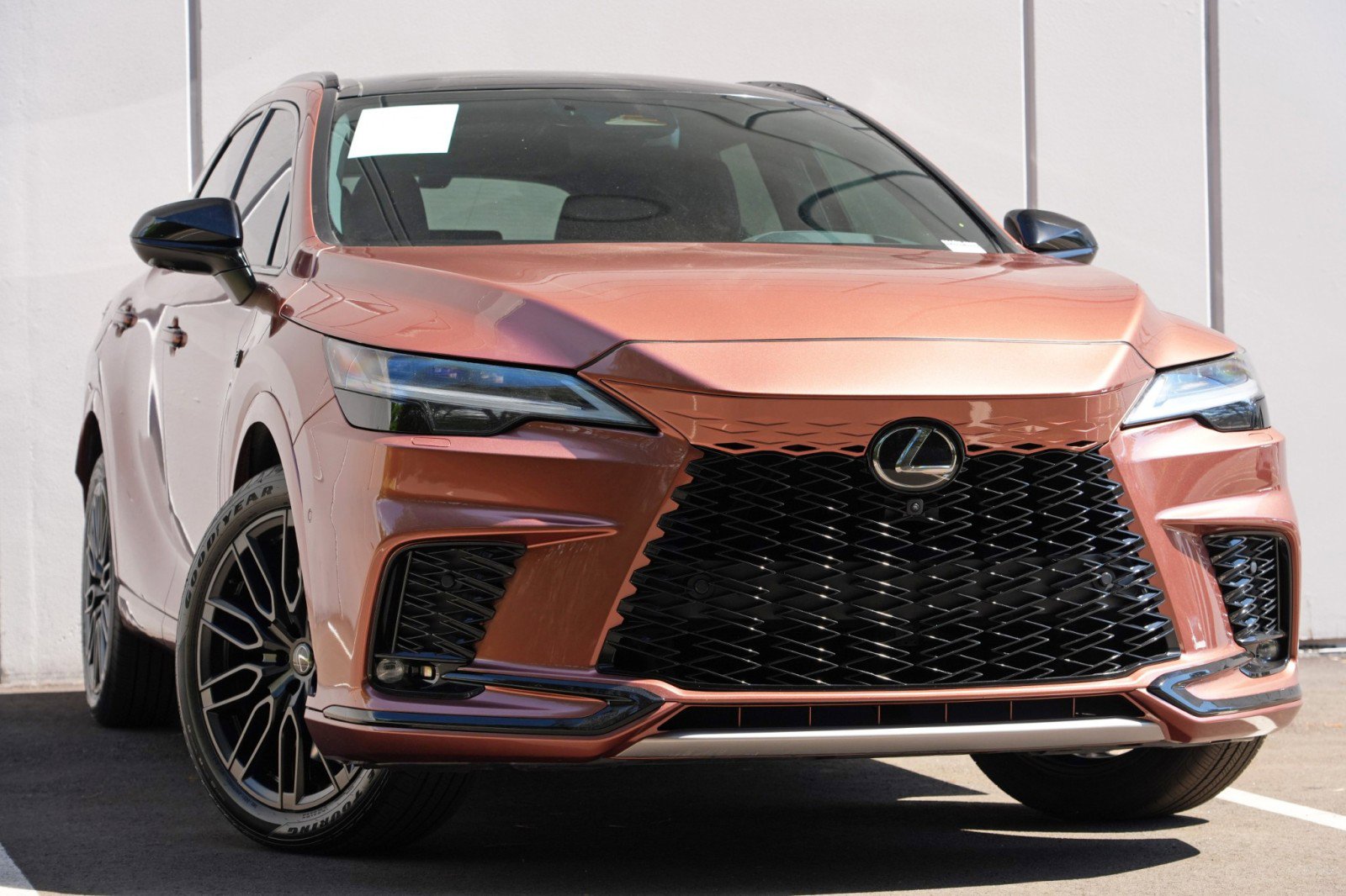 Used 2023 Lexus RX 500h F Sport w/ Cold Area Package AWD/4WD image 4